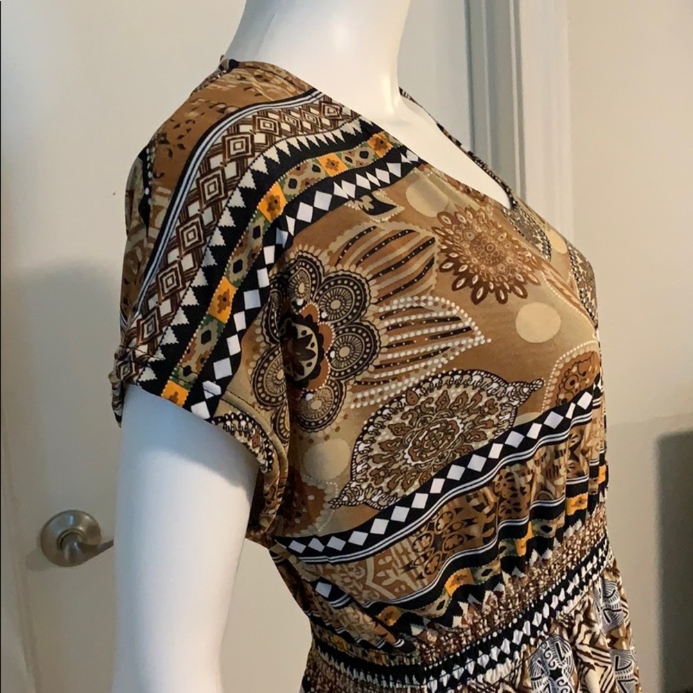 Sunflower Pattern Dress - Picture 3 of 5